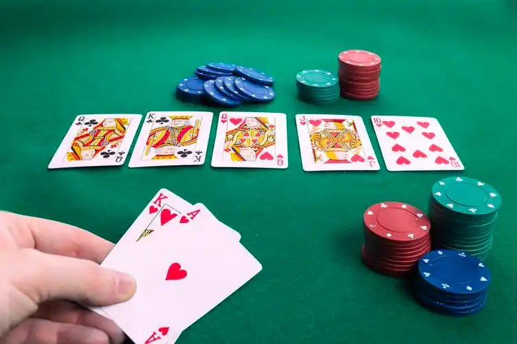 Antarmuka permainan tren dengan grafik aktivitas the slot777
